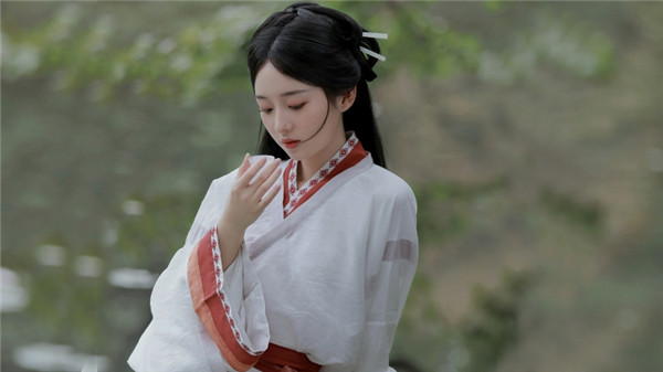 绿巨人秋葵黄瓜榴莲丝瓜香蕉大全：无限播放免费观影的看片神器