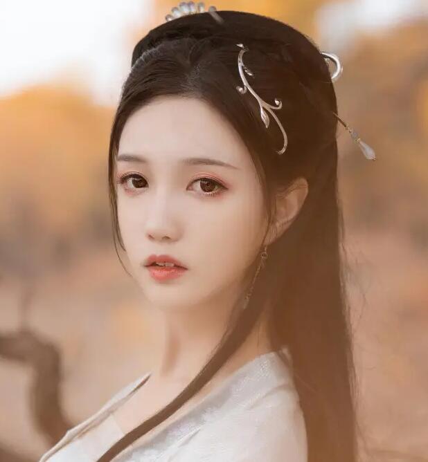 一个人看的www免费高清中文字幕开放PK专区，网友：女主播竞争激烈