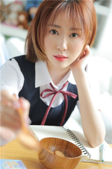 国产69精品久久久久9999不卡值得推荐，网友：众多原创精品视频！