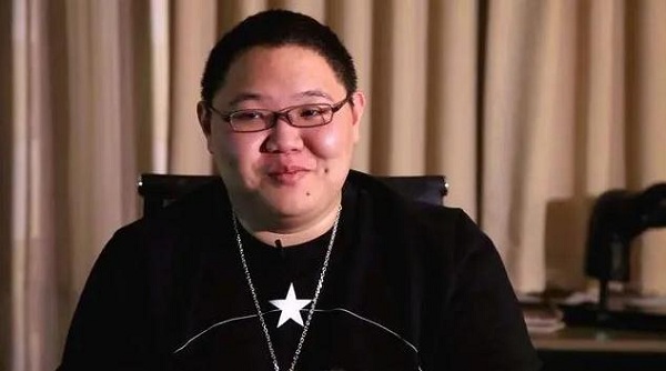 斗鱼主播PDD被恶意建造违规ID，直播间直接被举报封禁！