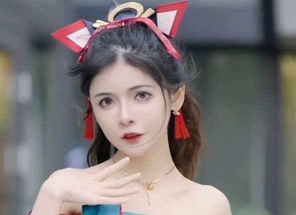 网红狗头萝莉自曝悲惨身世，是真的惨还是咎由自取？