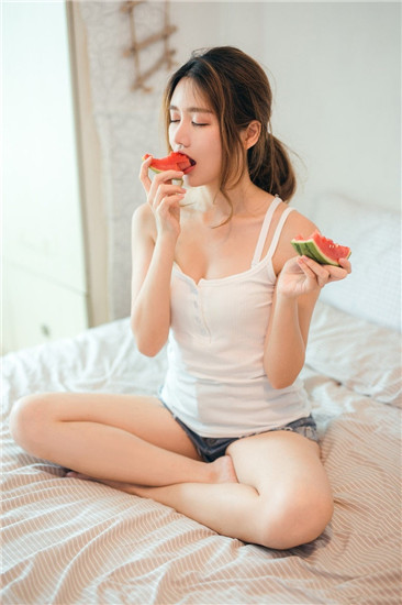 欧洲vodafonewifi18MMPCC最新视频片段流出，网友：一定来看完整版